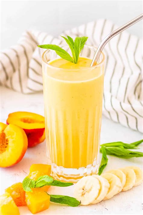 How does Peach Mango Smoothie fit into your Daily Goals - calories, carbs, nutrition