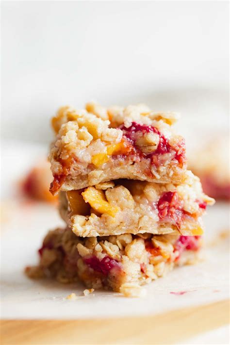 How does Peach Raspberry Oatmeal fit into your Daily Goals - calories, carbs, nutrition