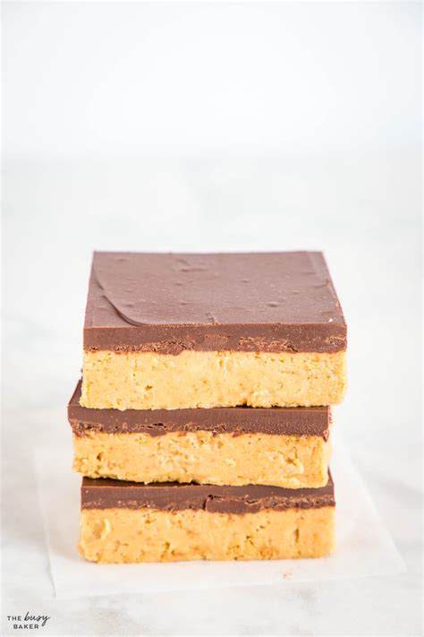 How does Peanut Butter Anytime Bar fit into your Daily Goals - calories, carbs, nutrition