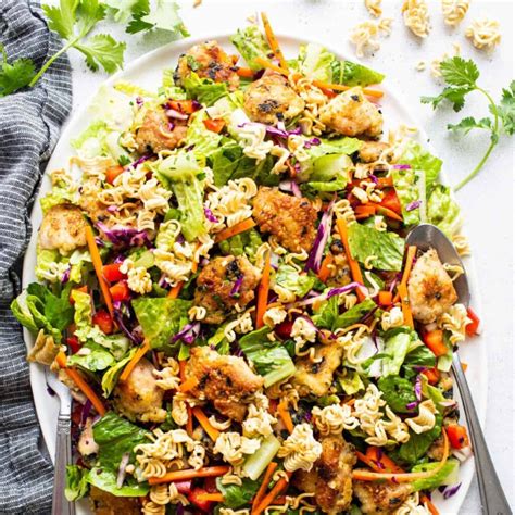 How does Peanut Chicken Salad fit into your Daily Goals - calories, carbs, nutrition