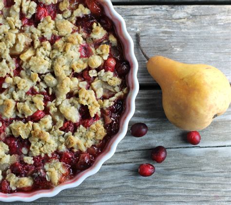 How does Pear Cranberry Crumble fit into your Daily Goals - calories, carbs, nutrition