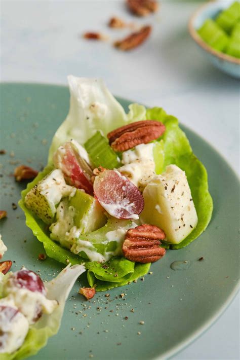 How does Pear Waldorf Salad fit into your Daily Goals - calories, carbs, nutrition