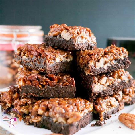 How does Pecan Chocolate Squares fit into your Daily Goals - calories, carbs, nutrition