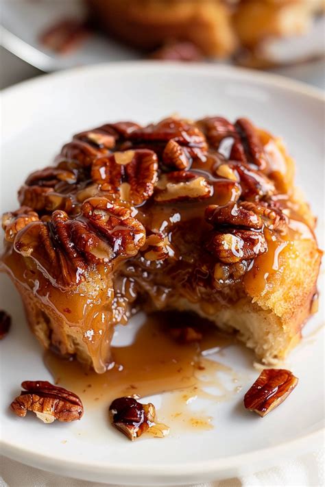 How does Pecan Cupcake Sticky Bun fit into your Daily Goals - calories, carbs, nutrition