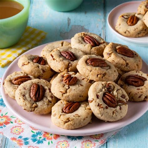 How does Pecan Sandies fit into your Daily Goals - calories, carbs, nutrition