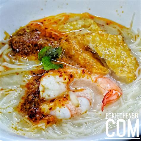 How does Penang White Curry Noodle fit into your Daily Goals - calories, carbs, nutrition