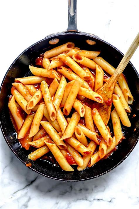 How does Penne Pasta in a Roquet, Basil, Lemon and Parmesan Sauce fit into your Daily Goals - calories, carbs, nutrition