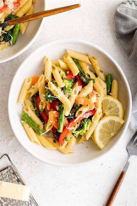 How does Penne Primavera fit into your Daily Goals - calories, carbs, nutrition