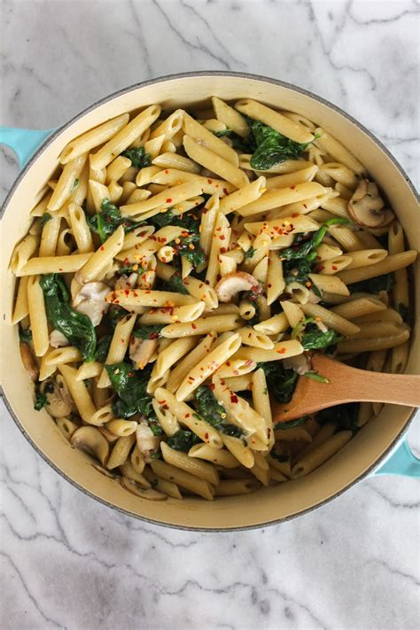 How does Penne with Mushrooms & Butternut Squash fit into your Daily Goals - calories, carbs, nutrition