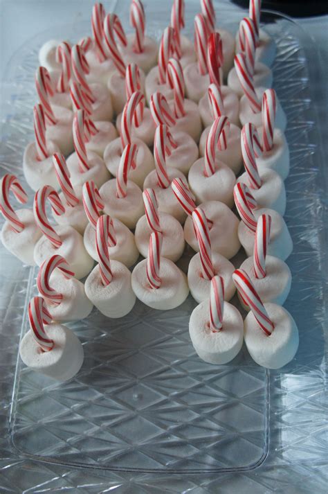 How does Peppermint Stick Marshmallows fit into your Daily Goals - calories, carbs, nutrition