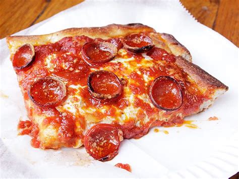 How does Pepperoni and Cheese Cup fit into your Daily Goals - calories, carbs, nutrition