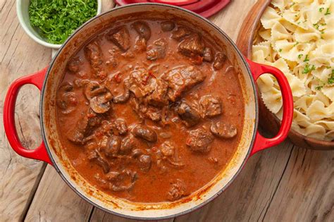 How does Personal European Beef Goulash Casserole fit into your Daily Goals - calories, carbs, nutrition