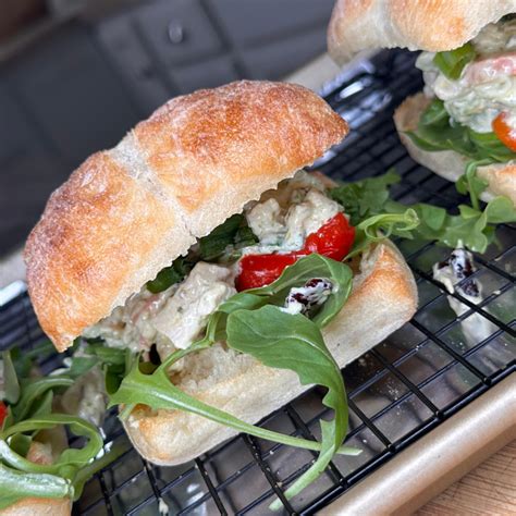 How does Pesto Chicken Salad Sandwiches fit into your Daily Goals - calories, carbs, nutrition