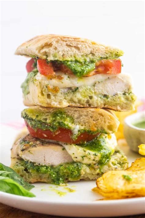 How does Pesto Chicken Sandwich fit into your Daily Goals - calories, carbs, nutrition