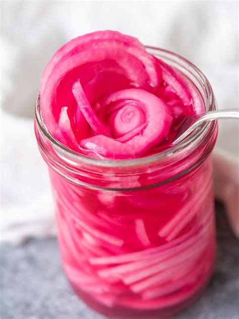 How does Pickled Red Onions fit into your Daily Goals - calories, carbs, nutrition