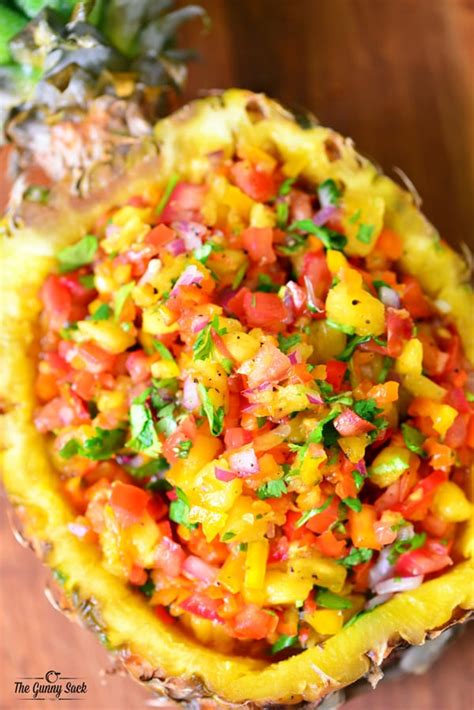 How does Pineapple Salsa fit into your Daily Goals - calories, carbs, nutrition