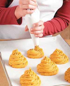 How does Piped Sweet Potatoes fit into your Daily Goals - calories, carbs, nutrition