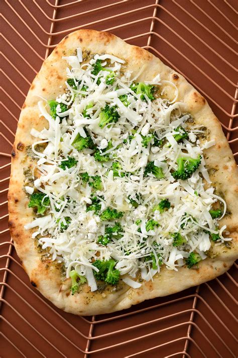 How does Pizza Flatbread Broccoli Cheddar fit into your Daily Goals - calories, carbs, nutrition