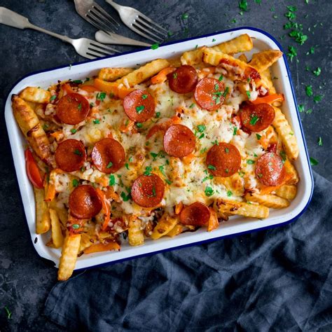 How does Pizza Fries fit into your Daily Goals - calories, carbs, nutrition