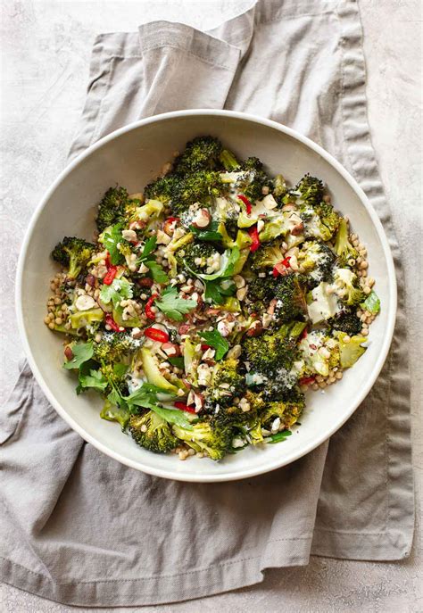 How does Pok? bowl broccoli couscous fit into your Daily Goals - calories, carbs, nutrition