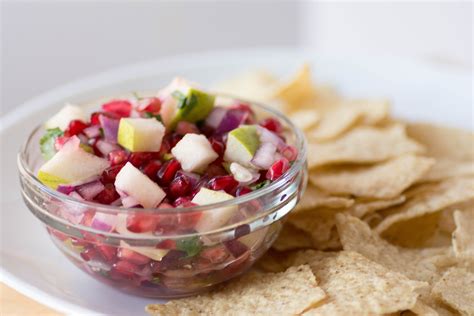 How does Pomegranate Pear Salsa fit into your Daily Goals - calories, carbs, nutrition