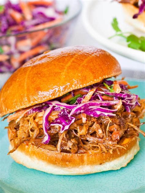 How does Pork, Pulled Sandwich (Bostwick) fit into your Daily Goals - calories, carbs, nutrition