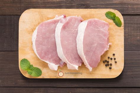 How does Pork Loin Guisantes 8 oz fit into your Daily Goals - calories, carbs, nutrition