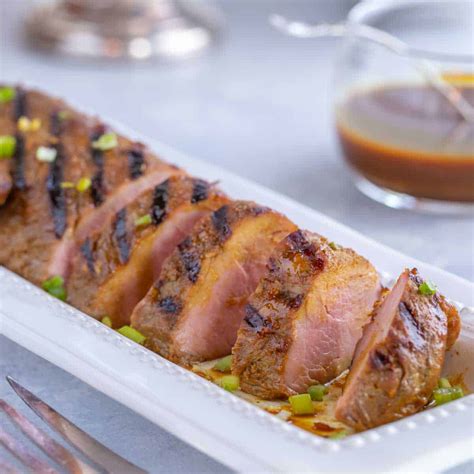 How does Pork Loin Roasted Asian Marinated 4 oz fit into your Daily Goals - calories, carbs, nutrition