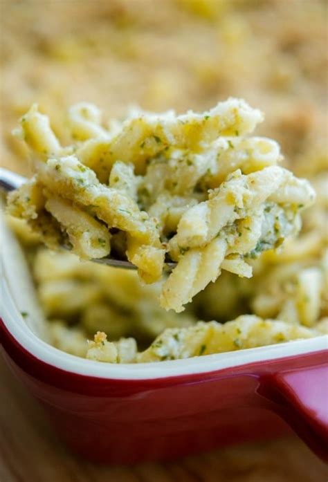 How does Pork and Pesto Mac 'n' Cheese (33608.0) fit into your Daily Goals - calories, carbs, nutrition