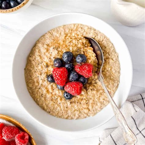 How does Porridge made with Milk fit into your Daily Goals - calories, carbs, nutrition