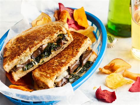 How does Portobello Grilled Cheese (31820.1) fit into your Daily Goals - calories, carbs, nutrition