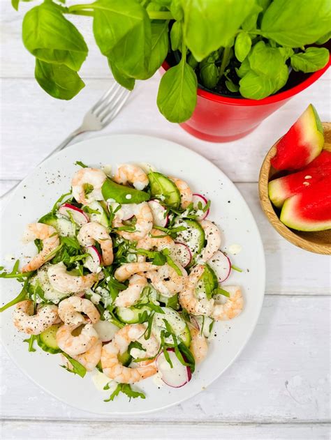 How does Prawn Mayo Salad fit into your Daily Goals - calories, carbs, nutrition