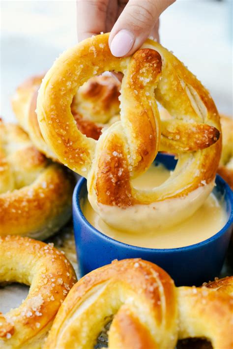 How does Pretzel, Baked (Bostwick) fit into your Daily Goals - calories, carbs, nutrition