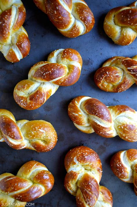 How does Pretzel Twists fit into your Daily Goals - calories, carbs, nutrition