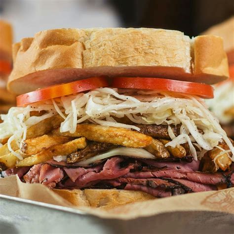 How does Primanti's Sandwich fit into your Daily Goals - calories, carbs, nutrition