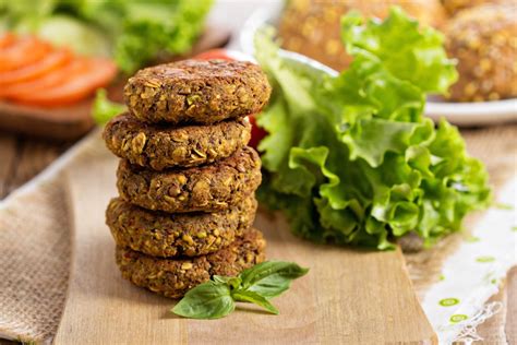 How does Provolone Veggie Crispy Patty with Wheat fit into your Daily Goals - calories, carbs, nutrition