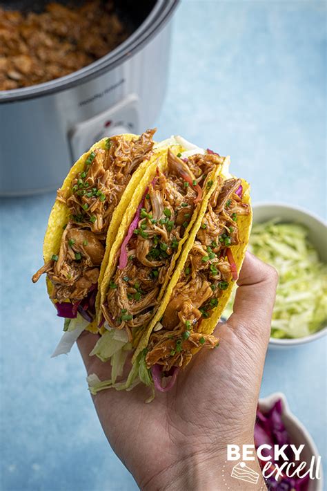 How does Pulled BBQ Chicken 4 oz fit into your Daily Goals - calories, carbs, nutrition