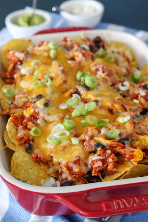 How does Pulled Chicken Nachos fit into your Daily Goals - calories, carbs, nutrition