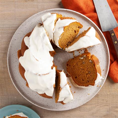 How does Pumpkin Spice Cake fit into your Daily Goals - calories, carbs, nutrition