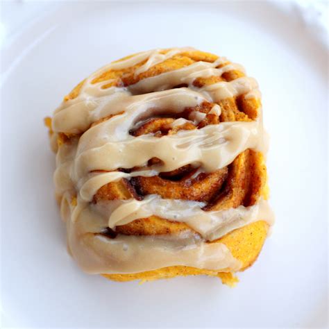 How does Pumpkin Spiced Cinnamon Roll, with Frosting fit into your Daily Goals - calories, carbs, nutrition