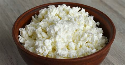 How does Queijo Cottage fit into your Daily Goals - calories, carbs, nutrition