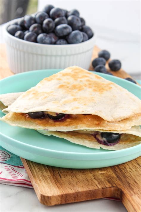 How does Quesadilla Blueberry Banana PLT 8