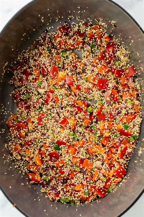 How does Quinoa - Roasted Red Pepper & Basil fit into your Daily Goals - calories, carbs, nutrition