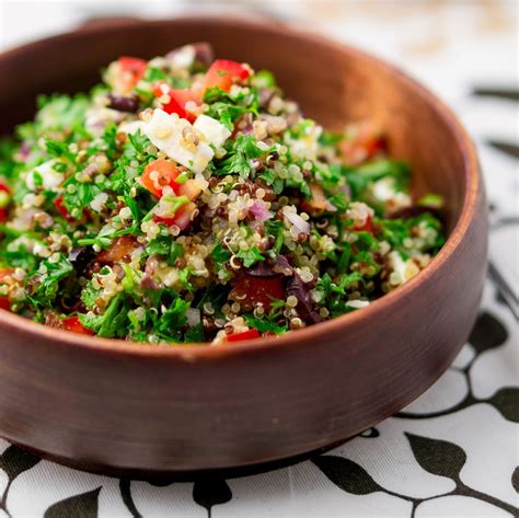 How does Quinoa Tabbouleh Salad Grab and Go fit into your Daily Goals - calories, carbs, nutrition