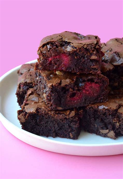 How does Raspberry Brownies fit into your Daily Goals - calories, carbs, nutrition