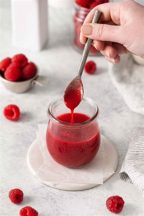 How does Raspberry Coulis fit into your Daily Goals - calories, carbs, nutrition