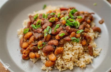 How does Red Beans and Brown Rice fit into your Daily Goals - calories, carbs, nutrition