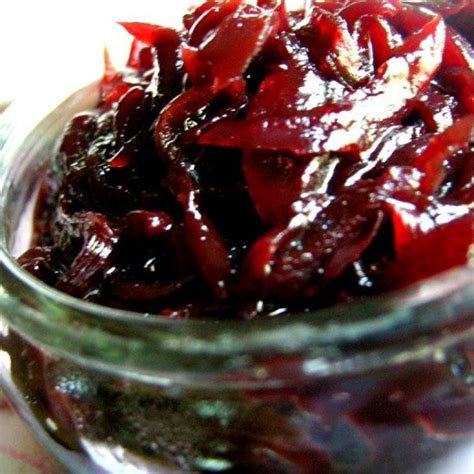 How does Red Onion Confit fit into your Daily Goals - calories, carbs, nutrition