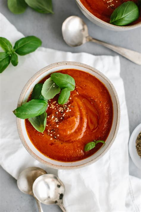 How does Red Pepper and Tomato Soup fit into your Daily Goals - calories, carbs, nutrition