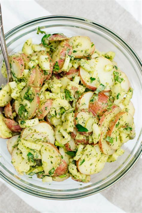 How does Red Potato Salad with Chives fit into your Daily Goals - calories, carbs, nutrition